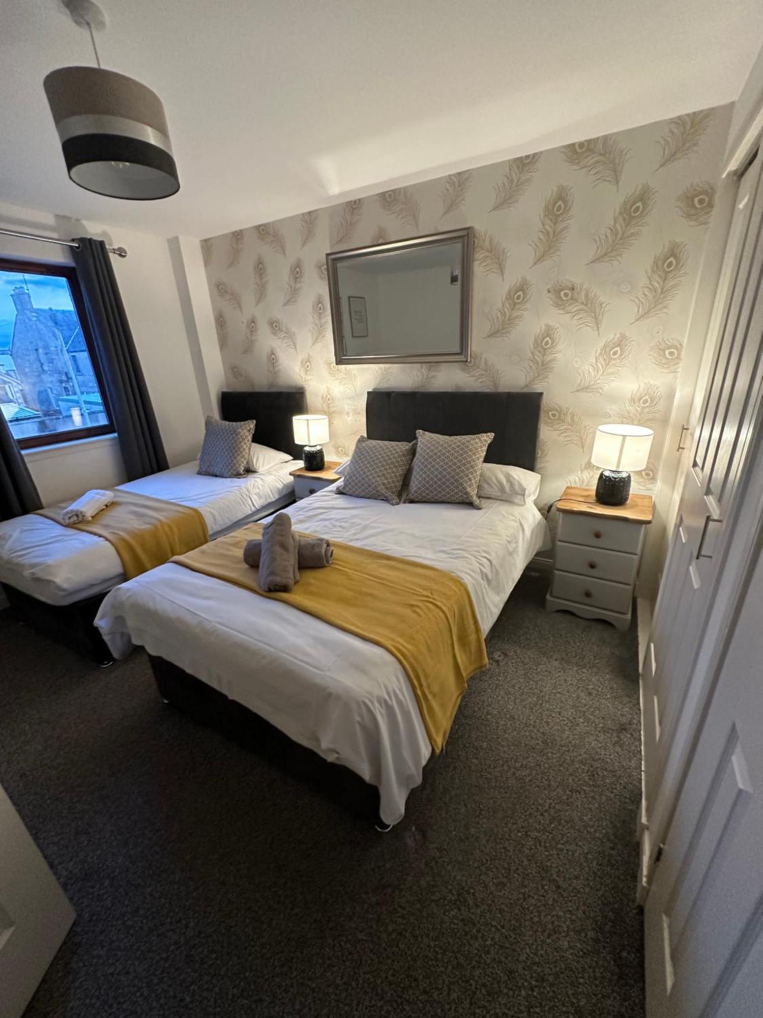 Lovely Modern 2 Bedrom Unit Close To City Center Dalneigh Exterior foto